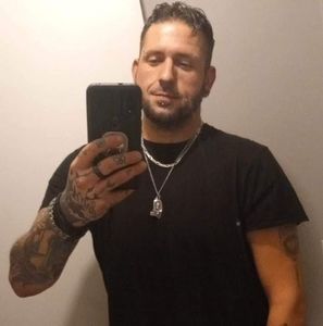 Meet your Posher, Douglas